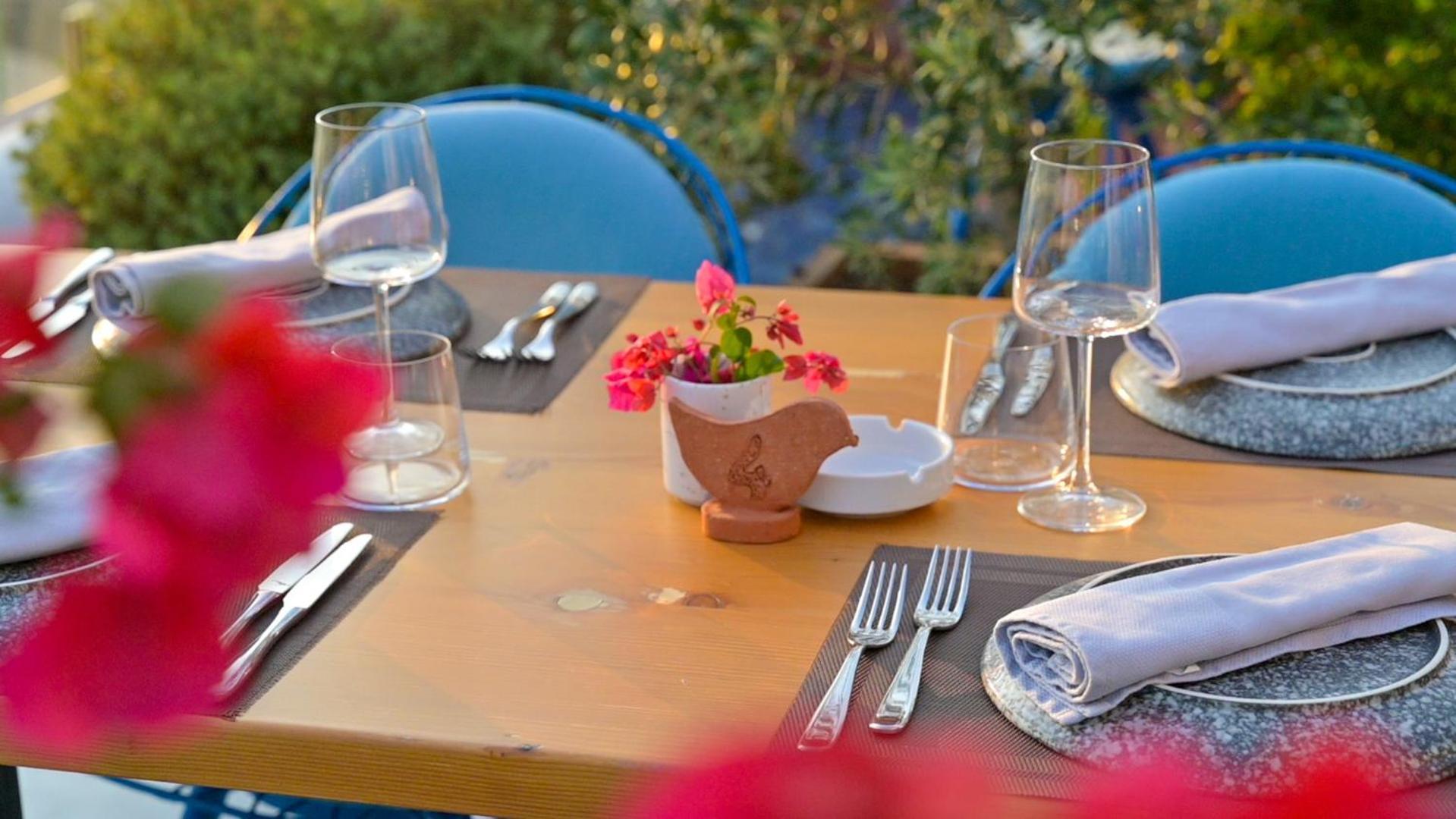 Bougainville Bay Apartments Sarandë Buitenkant foto