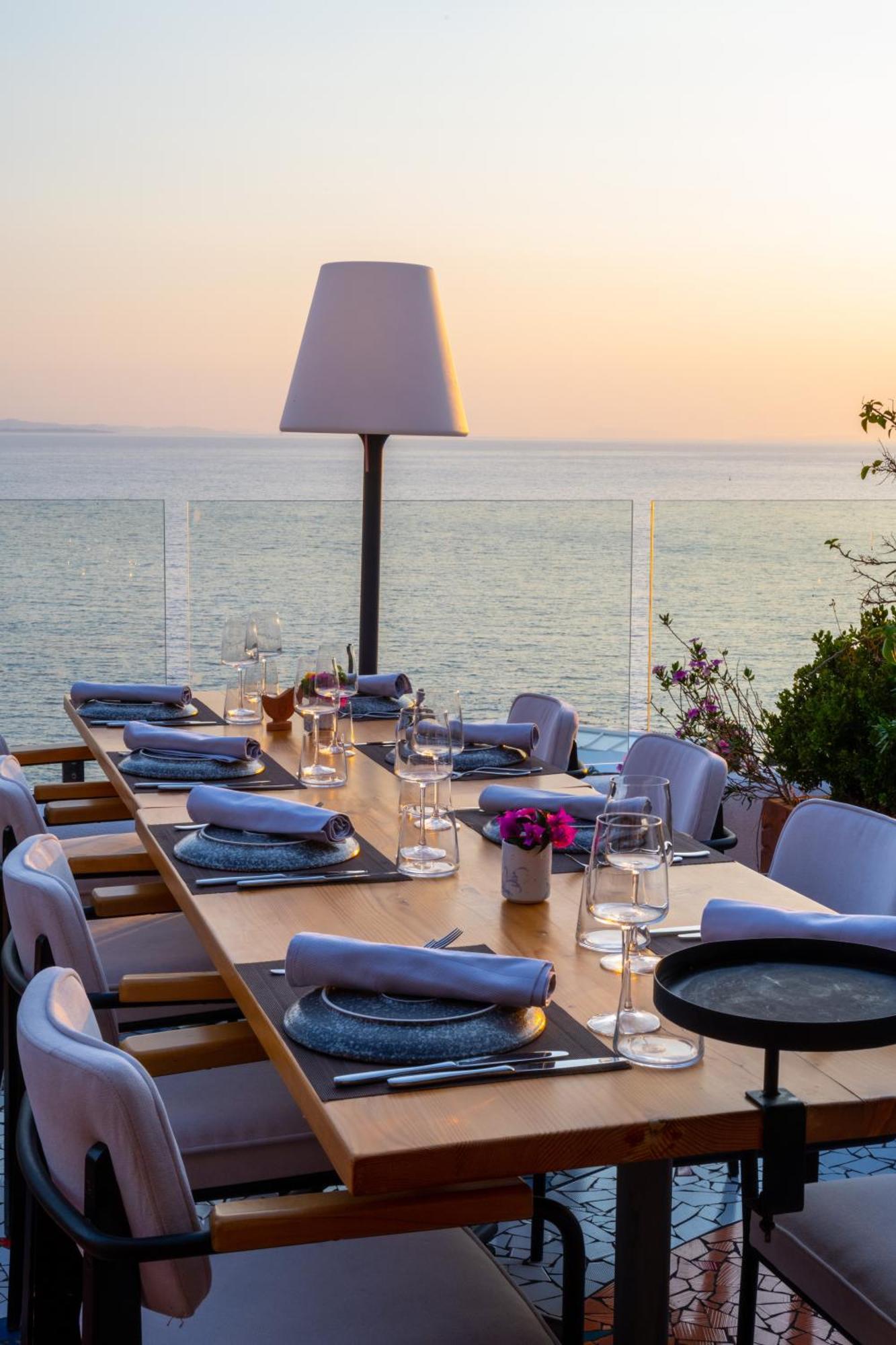 Bougainville Bay Apartments Sarandë Buitenkant foto